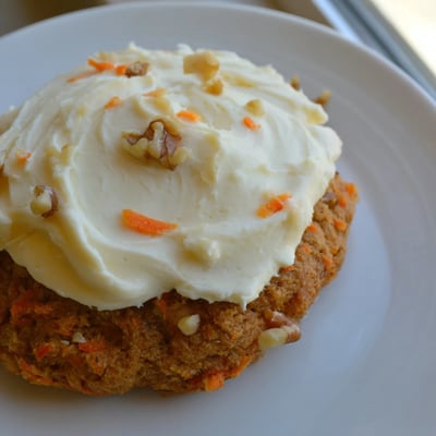 Crumbl Carrot Cake Cookies